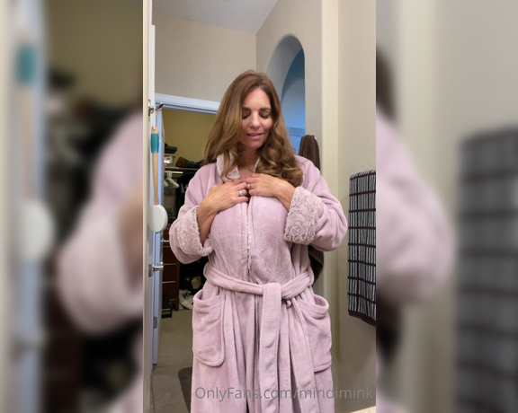 Mindi Mink aka Mindimink OnlyFans - Good morning, stepson! Yes, I do like wearing my nice pink fluffy robe What do you think