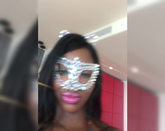 Jasmine Webb aka Jasminewebb OnlyFans - Filmed myself having a long messy play, dress up and get dirty my favourite past time