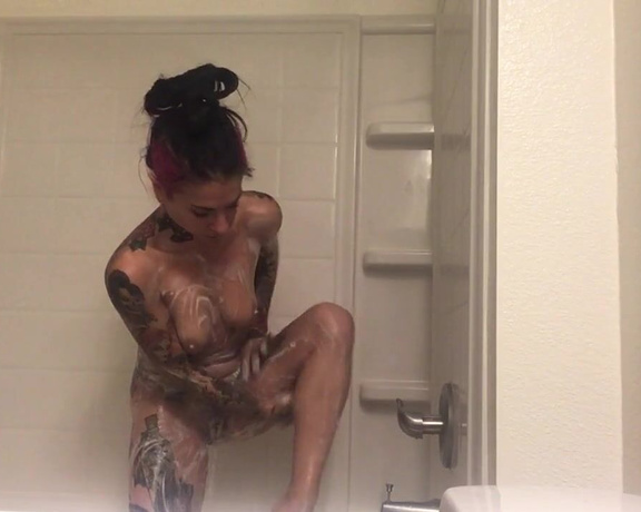 Joanna Angel aka Joannaangel OnlyFans - Dirty 100% of the time even while showering