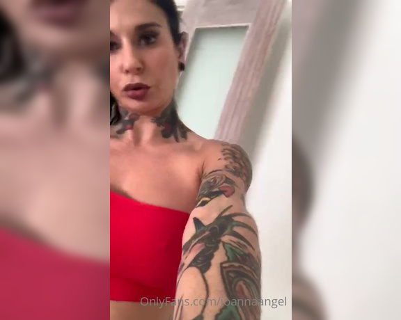 Joanna Angel aka Joannaangel OnlyFans - This is how my Monday is looking how is yours baby Let’s chat in