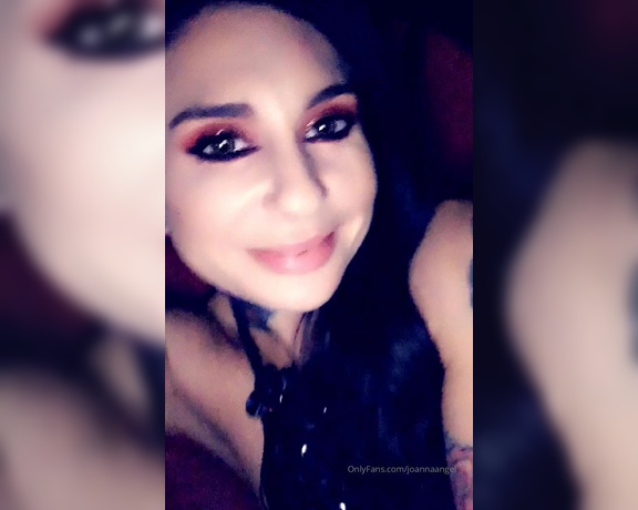 Joanna Angel aka Joannaangel OnlyFans - Touching myself in the car ride home from the pornhub awards ) if you think I looked pretty last nig