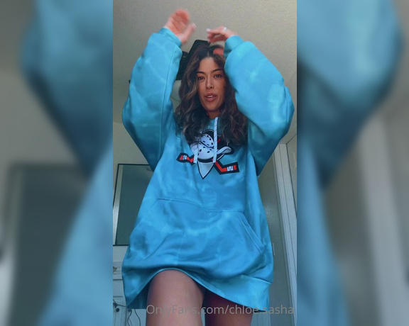 Chloe Sasha aka Chloesasha OnlyFans - Spicy Spanish word of the day Watch until the end for a hot surprise