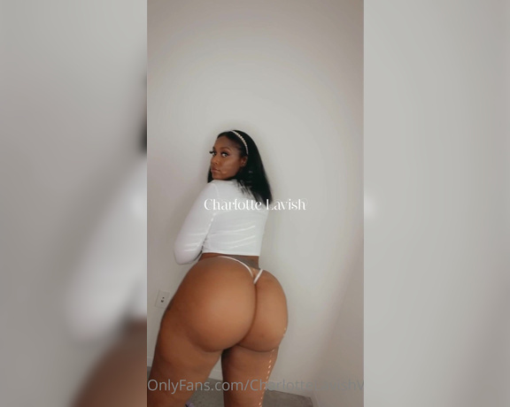 Charlotte Lavish aka Charlottelavishvip OnlyFans Video 494