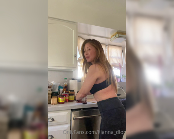 Kianna Dior aka Kiannadior OnlyFans - Some members asked for more cooking shows after I made the Protein Bars so here we are  I didn’t 4