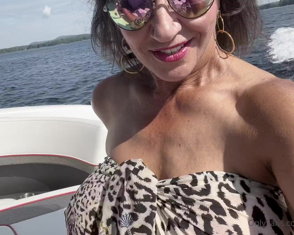 Persia Monir aka Persiamonir OnlyFans - The end of summer is bittersweet! Only a few days to get on the boat in the north, so thought I wo 2