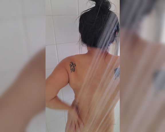 Song Lee aka Songleexxx OnlyFans - Late night shower! Wish you were here to keep me company!