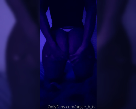 Angie_b_tv aka Angie_b_tv OnlyFans - Lost clips cause its my birthday and appreciate all the love