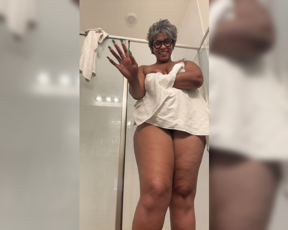 Granny Go Dumb aka Grannygodumb OnlyFans - Stream started at 05182023 0407 am GRANNY WAS LIVE !