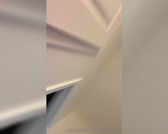Granny Go Dumb aka Grannygodumb OnlyFans - Hey Baby’s Granny loves you and I’m sending you part 2 now! its a real face sitter or how ever