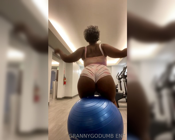 Granny Go Dumb aka Grannygodumb OnlyFans - Here is a Full UNEDITED Clip ! Granny Loves you and I just made you something HOT and SWEET! Jus