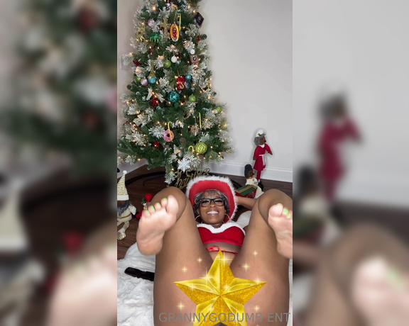 Granny Go Dumb aka Grannygodumb OnlyFans - #MerryChristmas Baby’s Granny loves you and I’m sending you the full video now! #GrannyGoDumb