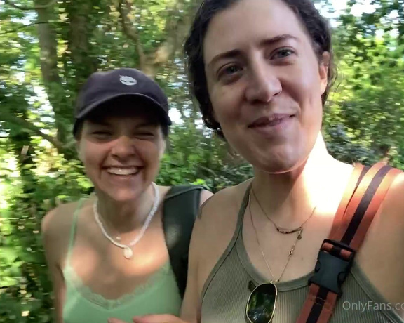 Nicole Quinn aka Nicolequinn OnlyFans - Hiking update with @mischagoeswild