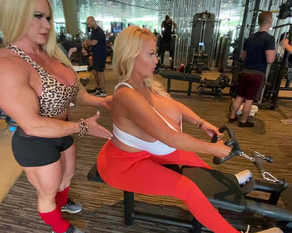 Allegra Cole aka Allegracolesworld OnlyFans - Work Out Wednesday, who got to the gym today