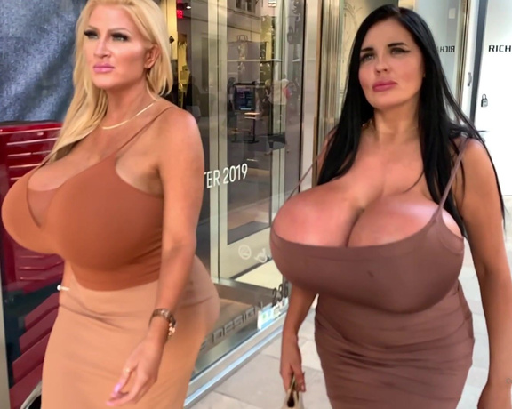 Allegra Cole aka Allegracolesworld OnlyFans - Throwback Thursday me and foxy taking her on a tour of rodeo Drive She supposed to be coming down