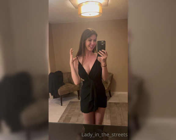 Ellie James aka Elliejames OnlyFans - The party was a success, and this happy girl crawled home at 5am but first, I had to make one last