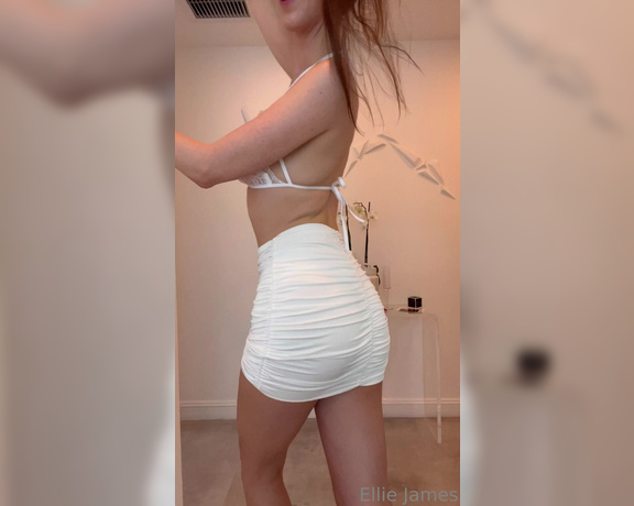 Ellie James aka Elliejames OnlyFans - I went to a white party” with a bunch of other creators last night This was my outfit and I felt