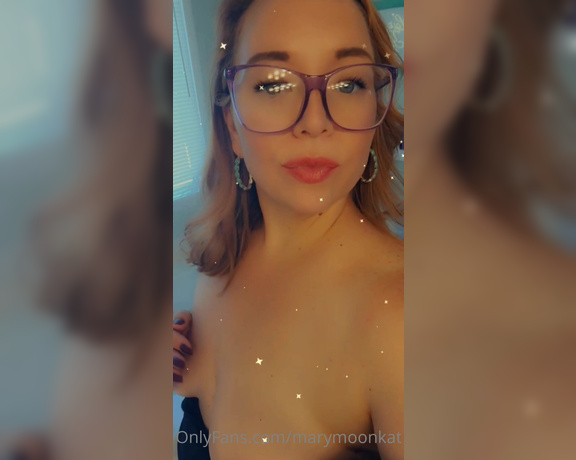 Marymoonkat - Hey there sexy. Had to take a moment to myself. Enjoy J (29.05.2022)