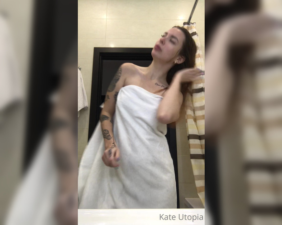 Kate_utopiaa - Shower time Gr (30.11.2020)