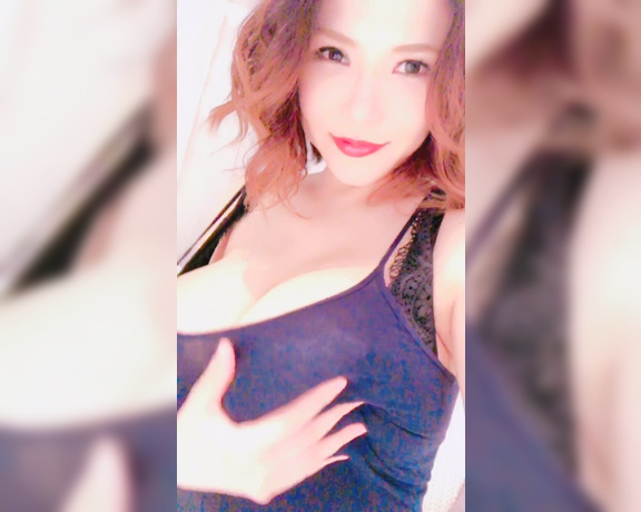 Anri Okita aka Anriokita_real OnlyFans - Hi guys Im in the mood