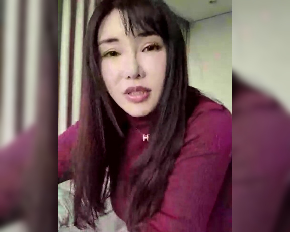 Anri Okita aka Anriokita_real OnlyFans - Video Hehehe fun sweater nipple standing time with my fans