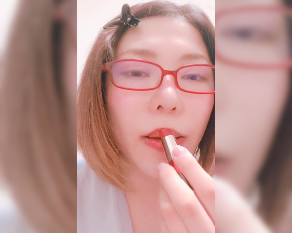 Anri Okita aka Anriokita_real OnlyFans - Video Sexy red lip and glasses( ) Sexy(´)