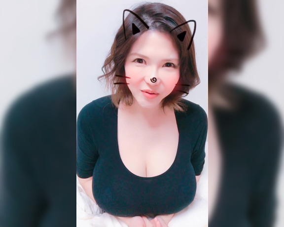 Anri Okita aka Anriokita_real OnlyFans - Video Anri is sending you a message but couldnt speak well Lol