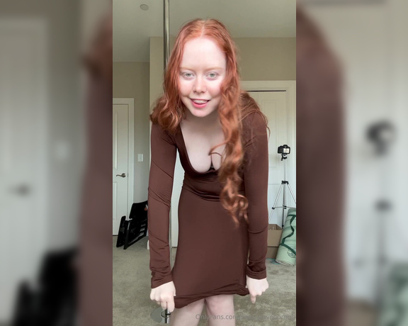 Cherrylovebombb aka Cherrylovebombb OnlyFans - Trying on a new dress )