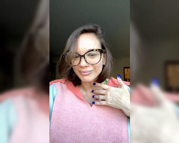 Brittany Elizabeth Welsh aka Thebrittanyxoxo OnlyFans - Stream started at 10052023 1043 pm Just an update