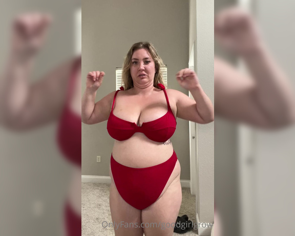 Goodgirlgrow aka Goodgirlgrow OnlyFans - 15min A finger licking, belly slapping good time I show you how small my swimsuit is getting, play