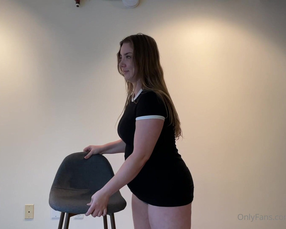 Goodgirlgrow aka Goodgirlgrow OnlyFans - Just made a new outgrown clothes video! Check out the dress I turned into a skirt The full thing