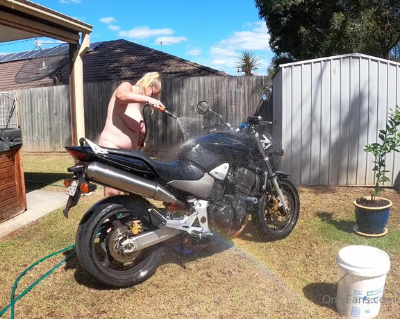 AussieBarbie07 aka Aussiebarbie07 OnlyFans - Outside washing my motorbike nude )