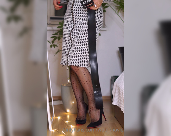 Julia Woo aka Woo_movie OnlyFans - Yesterday outfit full view