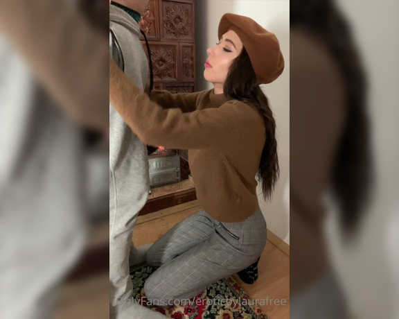 Laura Quest aka Lauraquest OnlyFans - Surprise video! #2 28112021
