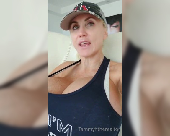 Tammyhtherealtor aka Tammylh OnlyFans - Workout comments!