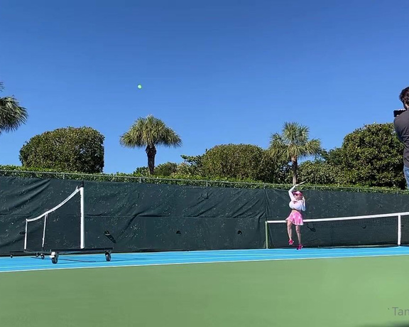 Tammyhtherealtor aka Tammylh OnlyFans - Playing pickleball!