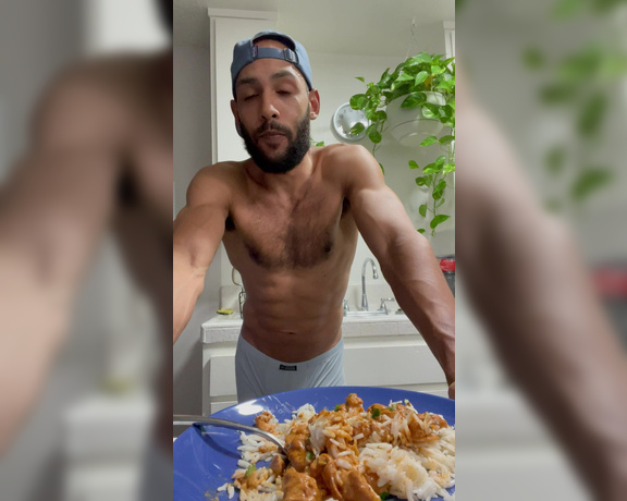 Triplexkale aka triplexkale OnlyFans - Eating dinner and getting naked (randomly) Chicken Tikka Masala