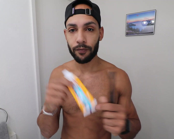 Triplexkale aka triplexkale OnlyFans - So heres a video I know youve all been dying for I present, Teeth Brushing