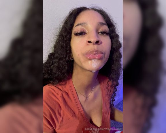 Foxybrown20 aka foxybrown20 OnlyFans - Blowing bubbles after an amazing face fucking