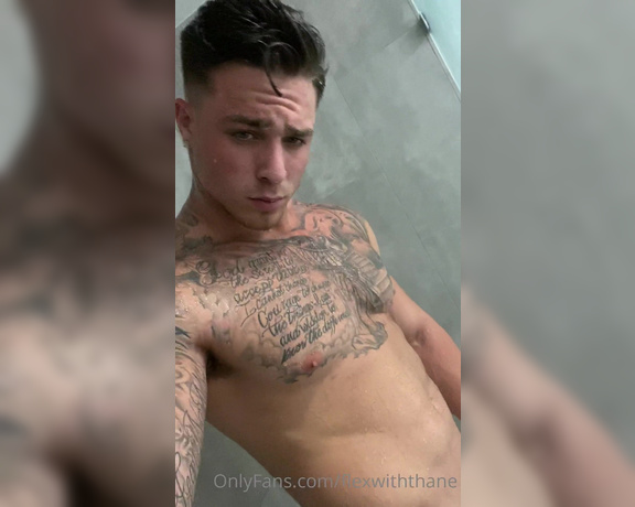 Flexwiththane - Just waking up I feel so refreshed who wants to play and want me to go live ar (21.05.2020)