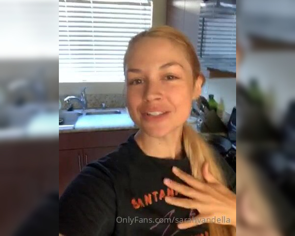 Sarahvandella - Good morning just a little announcement on video chats and how I go about them X (09.09.2021)