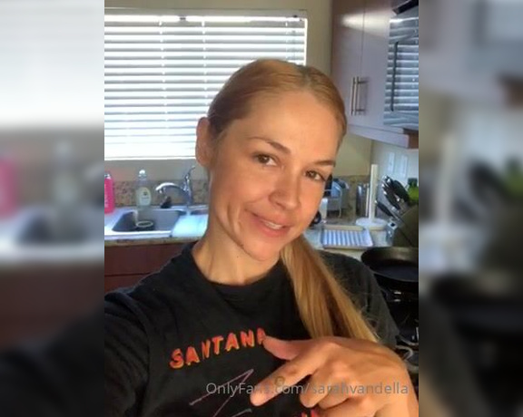 Sarahvandella - Good morning just a little announcement on video chats and how I go about them X (09.09.2021)