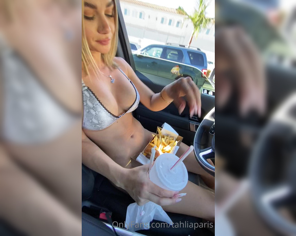 Tahlia Paris aka tahliaparis OnlyFans - Do you guys think its sexy when a chick can enjoy some fattening fast food with you sometimes