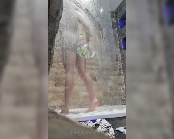 Emily Hill aka emilyhill OnlyFans - Voyeur type shower video