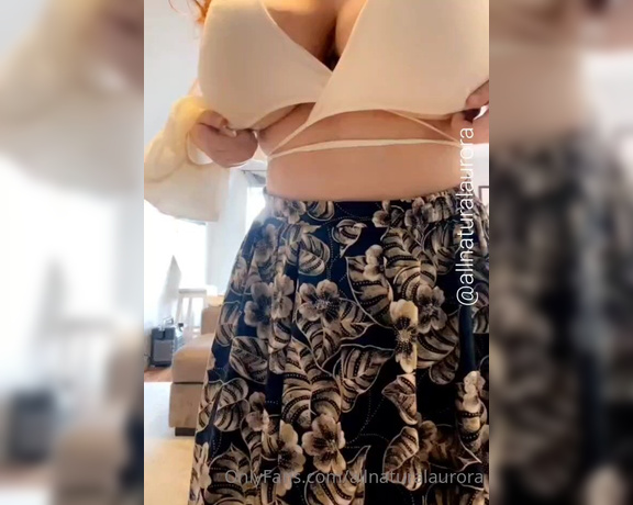 Allnaturalaurora aka allnaturalaurora OnlyFans - Yesterdays outfit 1