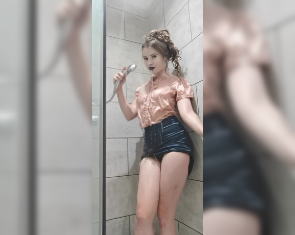 Brook Logan aka brooklogan OnlyFans - Getting my Satin Clothes all WET in the shower Then play with my super wet n horny pussy VIDEO)