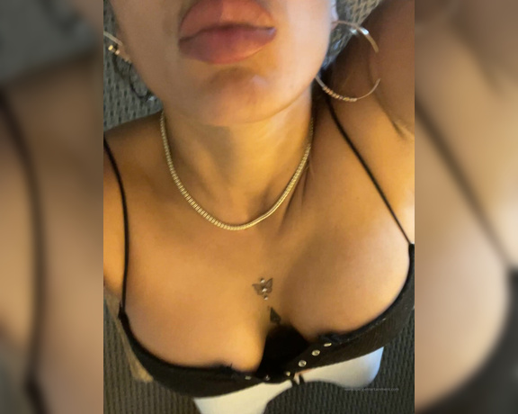 Spicy J aka spicyj OnlyFans - Turn Sh!t up!! Besos