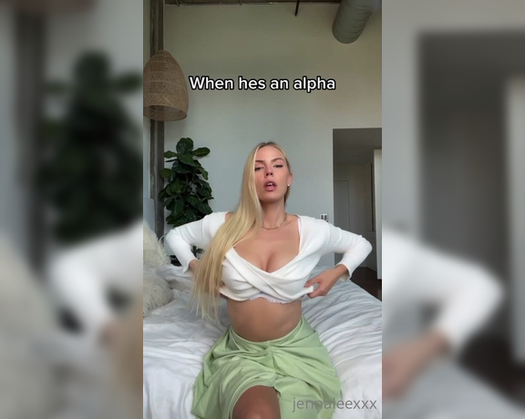 Jenna Lee aka jennalee OnlyFans - Gimme songs to add to my touching myself playlist