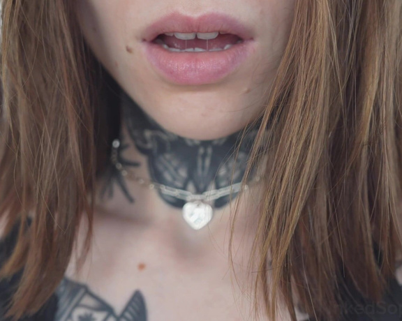 Lieblingsschlampe aka inkedsophiie OnlyFans - Erste Einblicke in mein neues anal Video