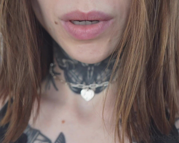 Lieblingsschlampe aka inkedsophiie OnlyFans - Erste Einblicke in mein neues anal Video