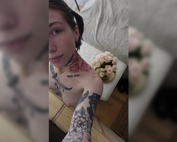 Lieblingsschlampe aka inkedsophiie OnlyFans - Ist es mir gelungen, deine Aufmerksamkeit nur auf mich zu ziehen